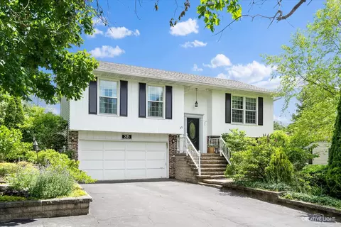 35 Coy Park Dr, Newark, IL 60541