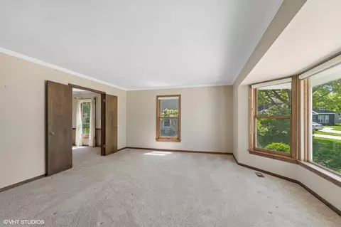 195 Old Forge Rd, Elgin, IL 60123 photo 2