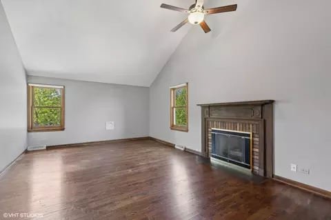 195 Old Forge Rd, Elgin, IL 60123 photo 9