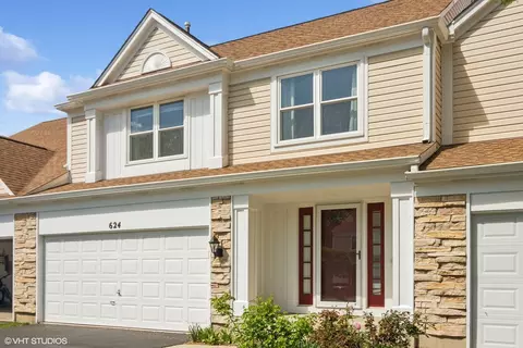 624 N Charter Hall Dr #0, Palatine, IL 60067