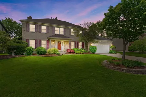 317 Jessica Ln, Bartlett, IL 60103