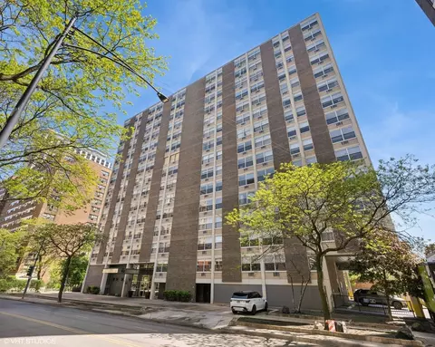 3033 N Sheridan Rd #1408, Chicago, IL 60657