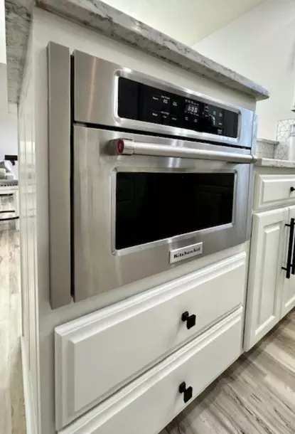 Kitchen - 4801 Sandcherry Dr, Champaign, IL 61822 photo 6 of 31