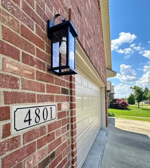 Exterior - 4801 Sandcherry Dr, Champaign, IL 61822 photo 16 of 35