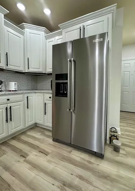 Kitchen - 4801 Sandcherry Dr, Champaign, IL 61822 photo 10 of 31