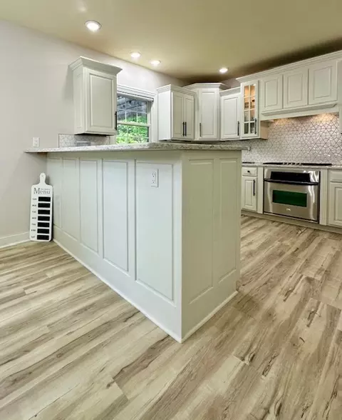 Kitchen - 4801 Sandcherry Dr, Champaign, IL 61822 photo 19 of 31