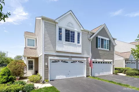 1703 Spaulding Rd, Bartlett, IL 60103