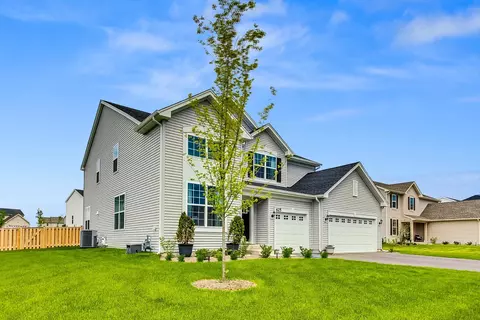 625 Braemore Ln, Yorkville, IL 60560