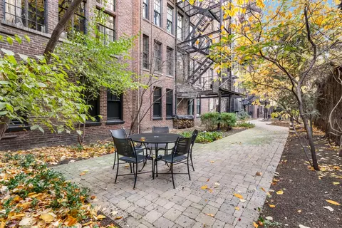 20 E Cedar St #17C, Chicago, IL 60611 photo 39