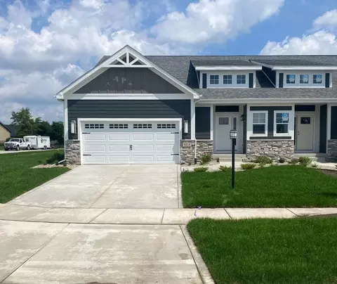 9214 Hickory Pl, Saint John, IN 46373 photo 2