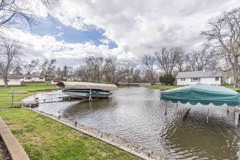 112 Hilltop Ave, Mchenry, IL 60050 photo 26