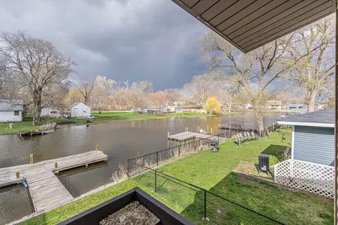 112 Hilltop Ave, Mchenry, IL 60050 photo 18
