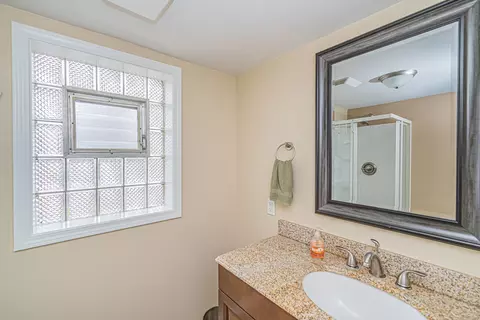112 Hilltop Ave, Mchenry, IL 60050 photo 23
