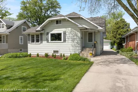 512 S Illinois Ave, Villa Park, IL 60181