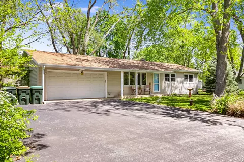 23816 W Sussex Dr, Channahon, IL 60410