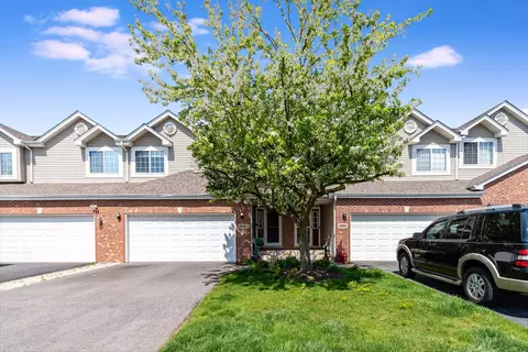 16022 Golfview Dr, Lockport, IL 60441
