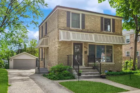 451 N Laverne Ave, Hillside, IL 60162