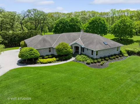 26825 W Molidor Rd, Ingleside, IL 60041