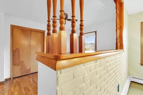 Entry Way - 307 E South St, Mansfield, IL 61854 photo 1 of 2