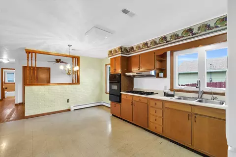 Kitchen - 307 E South St, Mansfield, IL 61854 photo 2 of 6