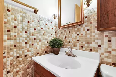 Bath - 307 E South St, Mansfield, IL 61854 photo 4 of 4