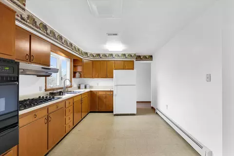 Kitchen - 307 E South St, Mansfield, IL 61854 photo 3 of 6