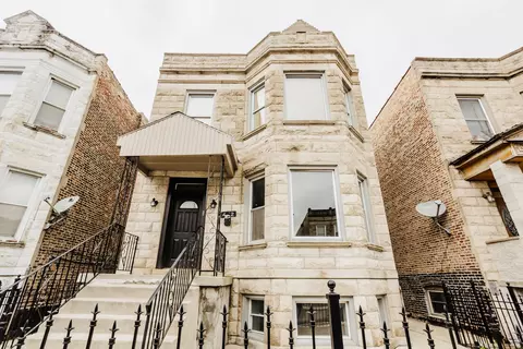4132 W 21st St, Chicago, IL 60623