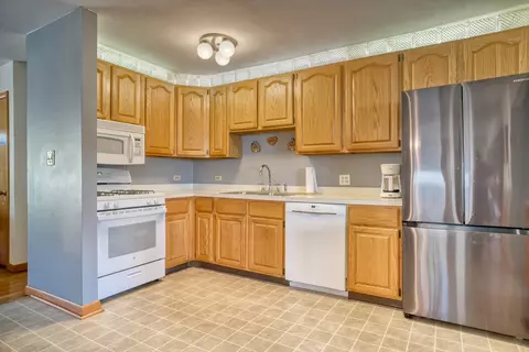 2247 177th St, Lansing, IL 60438 photo 6