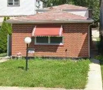9955 S May St, Chicago, IL 60643