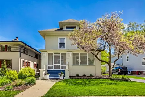 427 S Madison Ave, La Grange, IL 60525
