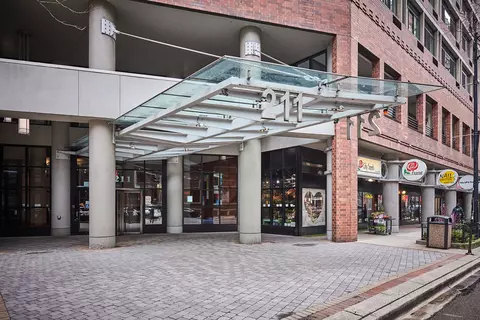 211 E Ohio St #1121, Chicago, IL 60611