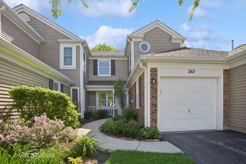 267 Greensboro Ct, Elk Grove Village, IL 60007