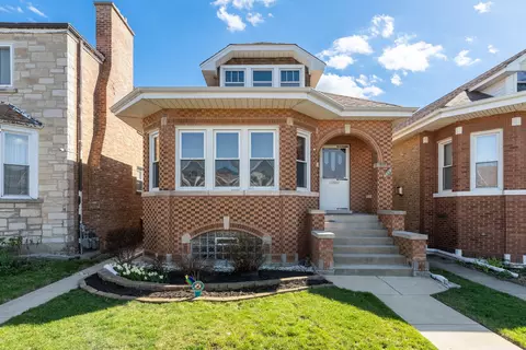 6019 W Eddy St, Chicago, IL 60634
