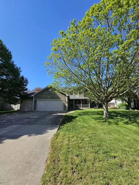 520 Christensen St, Hinckley, IL 60520