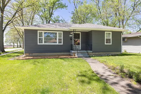 1595 S 5th Ave, Kankakee, IL 60901