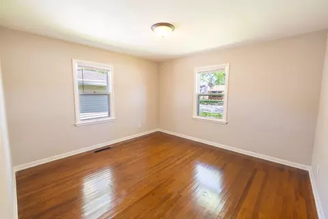 Bedroom - 1595 S 5th Ave, Kankakee, IL 60901 photo 1 of 4