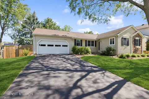 1333 Duquesne Ave, Naperville, IL 60565 photo 28