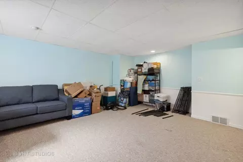 1333 Duquesne Ave, Naperville, IL 60565 photo 20