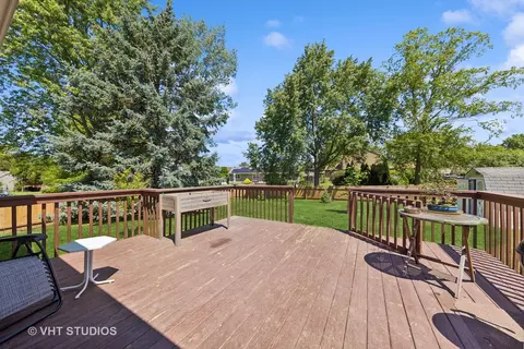 1333 Duquesne Ave, Naperville, IL 60565 photo 22