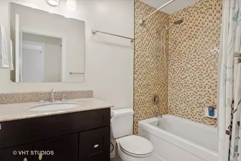 1333 Duquesne Ave, Naperville, IL 60565 photo 18