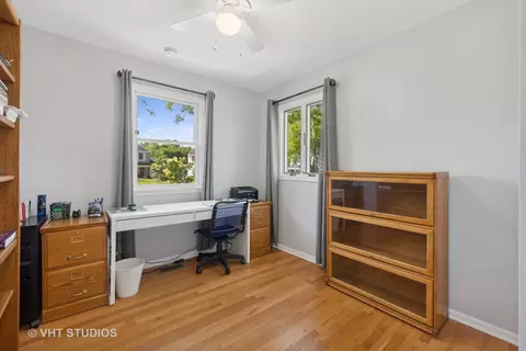 1333 Duquesne Ave, Naperville, IL 60565 photo 14