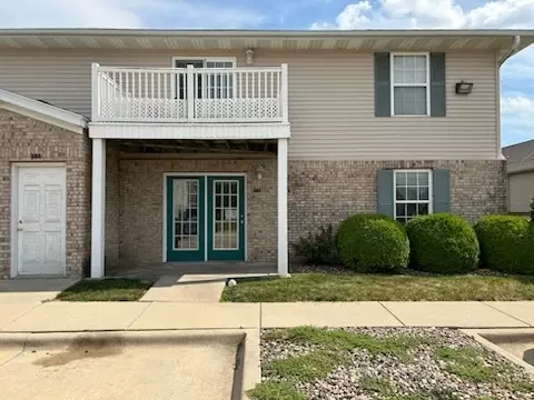 3515 Cornelius Dr #201, Bloomington, IL 61704