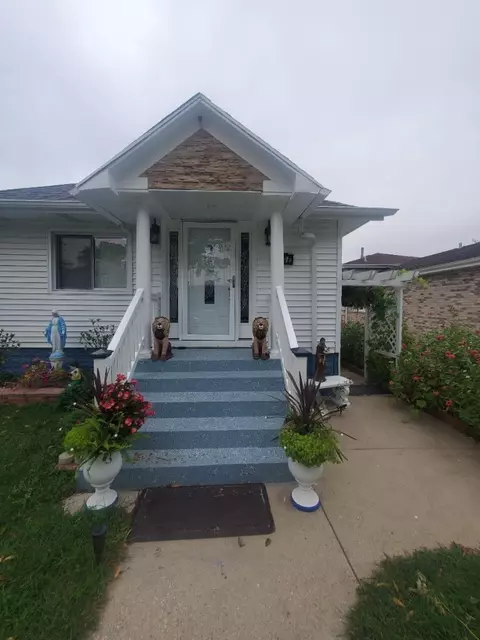 1040 E Prairie Ave, Des Plaines, IL 60016