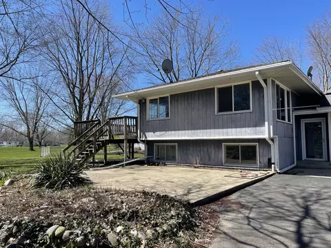 3920 E 2601st Rd, Sheridan, IL 60551 photo 2