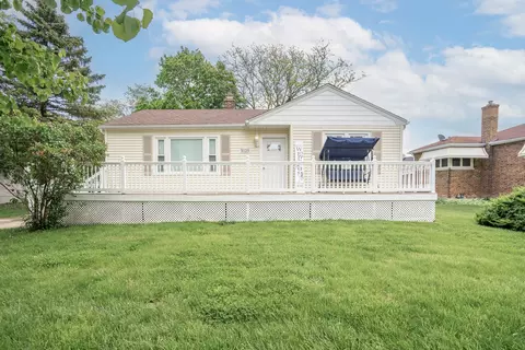 3125 Sangamon St, Steger, IL 60475 photo 2