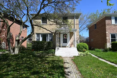 1609 Dempster St, Evanston, IL 60201