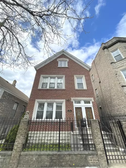 3612 S Wood St, Chicago, IL 60609