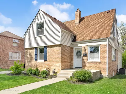 1540 Heidorn Ave, Westchester, IL 60154