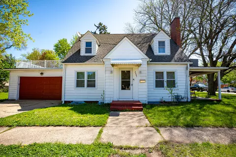 2403 Ridge Ave, Rockford, IL 61103