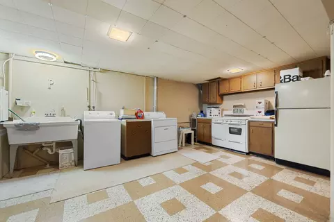 890 S Yates Ave, Kankakee, IL 60901 photo 19